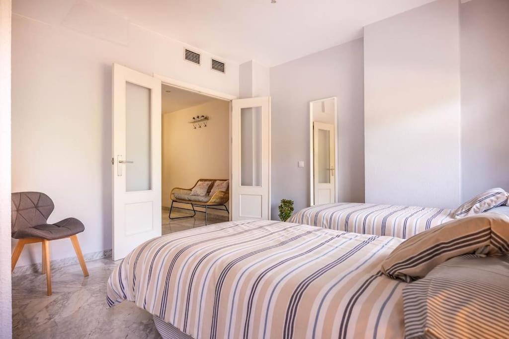 Apartamento Ronda De Triana 45 Sevilla Exterior foto